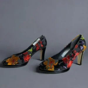 Vintage 90s Gabor Floral Velvet Heels - Elegant Black Mid Heel Pumps, Size 38